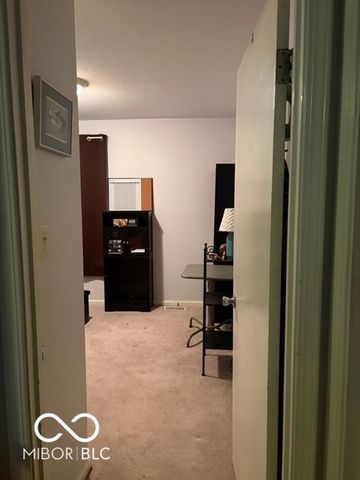 927 Ardsley Drive, Indianapolis, IN 46234