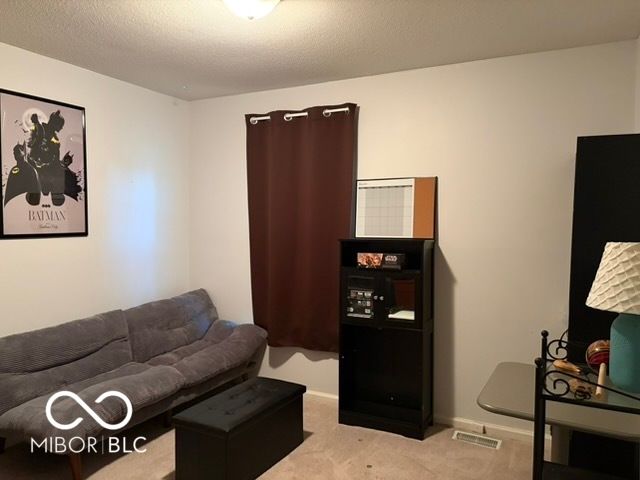 927 Ardsley Drive, Indianapolis, IN 46234