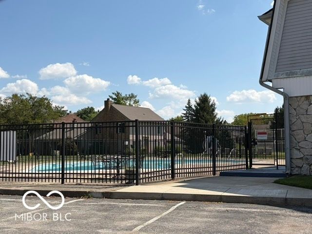 927 Ardsley Drive, Indianapolis, IN 46234