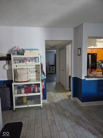 927 Ardsley Drive, Indianapolis, IN 46234