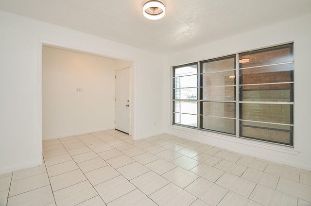12266 Huntington Venture Drive, Houston, TX 77099