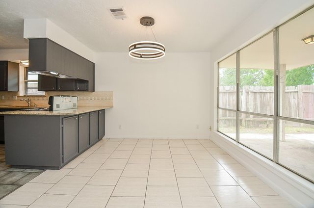 12266 Huntington Venture Drive, Houston, TX 77099