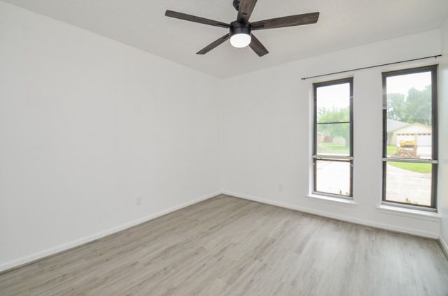 12266 Huntington Venture Drive, Houston, TX 77099