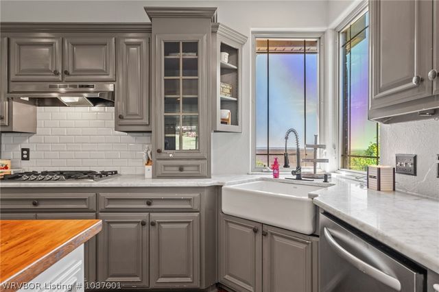 3904 Golf Course Drive, Alma, AR 72921