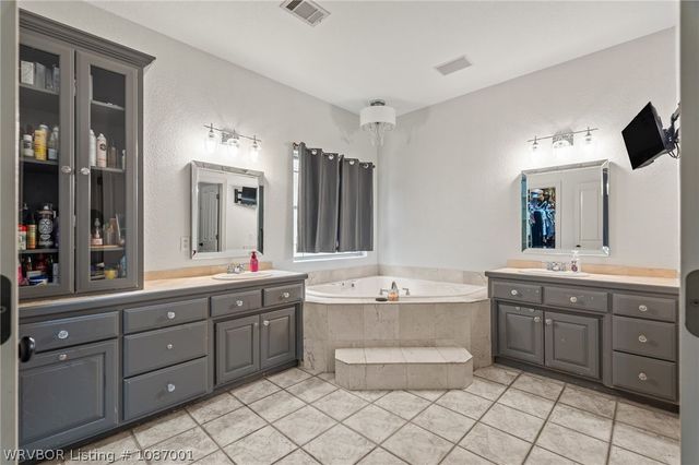 3904 Golf Course Drive, Alma, AR 72921