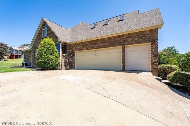 3904 Golf Course Drive, Alma, AR 72921