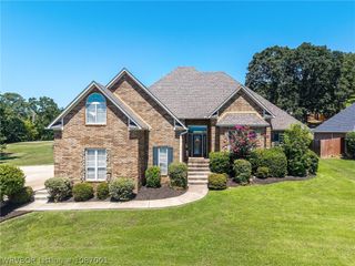 3904 Golf Course Drive, Alma, AR 72921