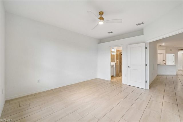 2583 Vine AVE, Naples, FL 34120