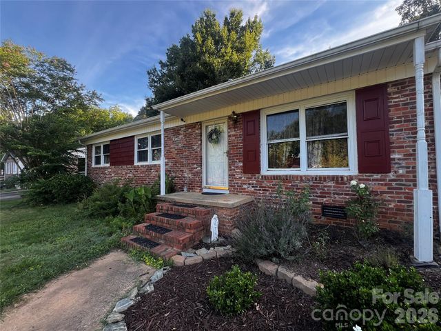 203 Kenwood Drive, Shelby, NC 28150