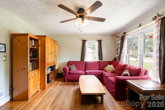 203 Kenwood Drive, Shelby, NC 28150