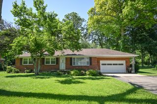 645 Dorchester Drive 645 Dorchester Drive, Springfield, OH 45506