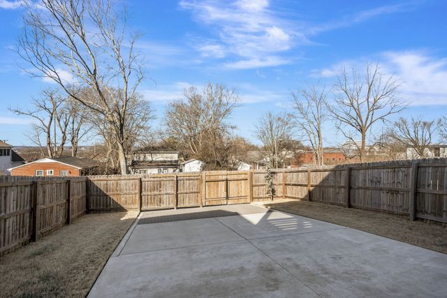 2318 Batavia St, Nashville, TN 37208