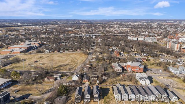 2318 Batavia St, Nashville, TN 37208