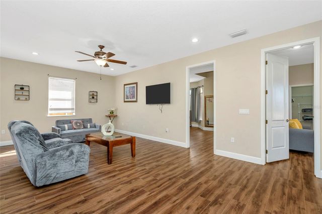 10806 PEREZ DRIVE, Tampa, FL 33618
