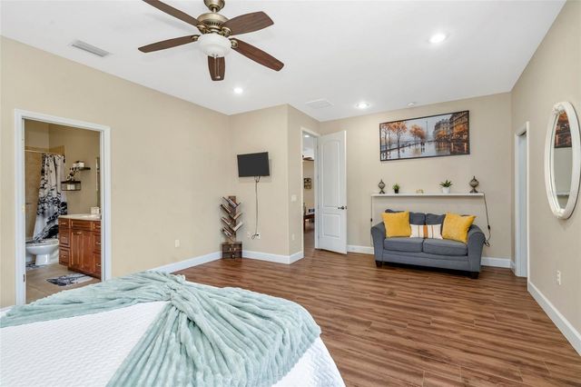 10806 PEREZ DRIVE, Tampa, FL 33618