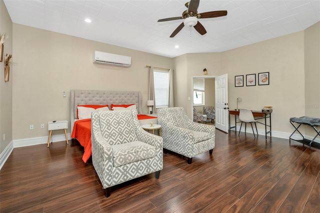 10806 PEREZ DRIVE, Tampa, FL 33618