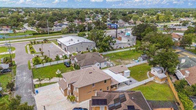 10806 PEREZ DRIVE, Tampa, FL 33618