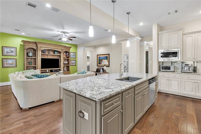 4401 Odell Lane, College Station, TX 77845