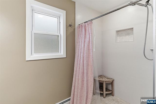 44 Kaywin Avenue, Hawthorne, NJ 07506