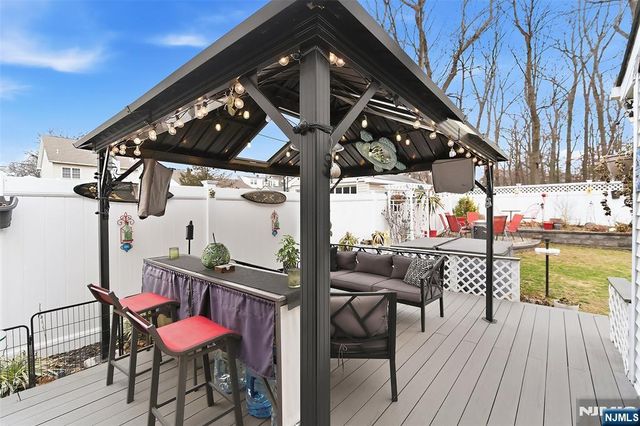 44 Kaywin Avenue, Hawthorne, NJ 07506