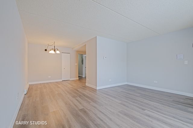 340 Klein Creek Court C, Carol Stream, IL 60188