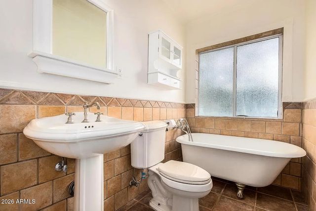 4577 E CALLE VENTURA --, Phoenix, AZ 85018