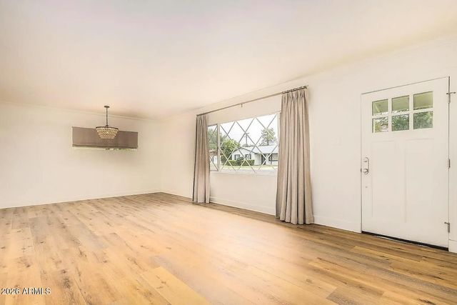 4577 E CALLE VENTURA --, Phoenix, AZ 85018