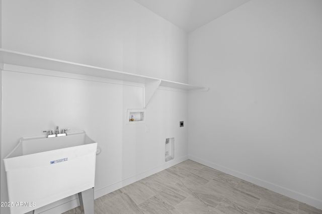 21820 W white pine Drive, Wittmann, AZ 85361