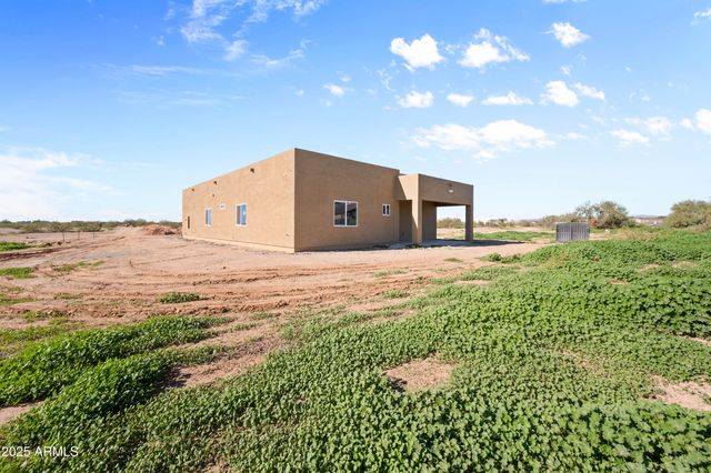 21820 W white pine Drive, Wittmann, AZ 85361