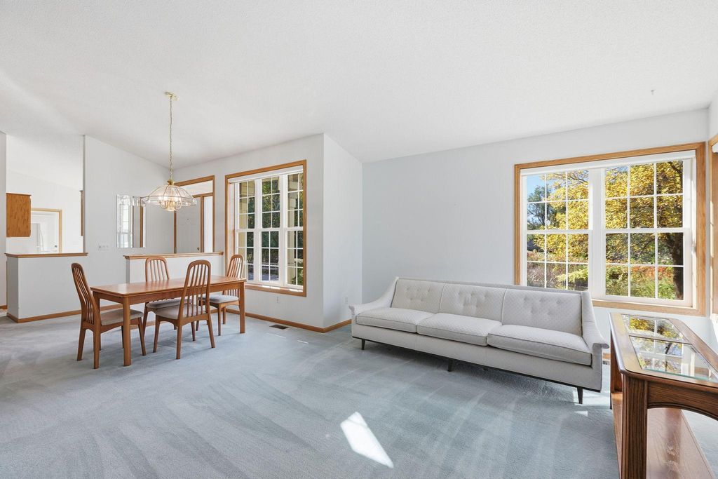 5758 Willow Lane N, Shoreview, MN 55126 — photo 4