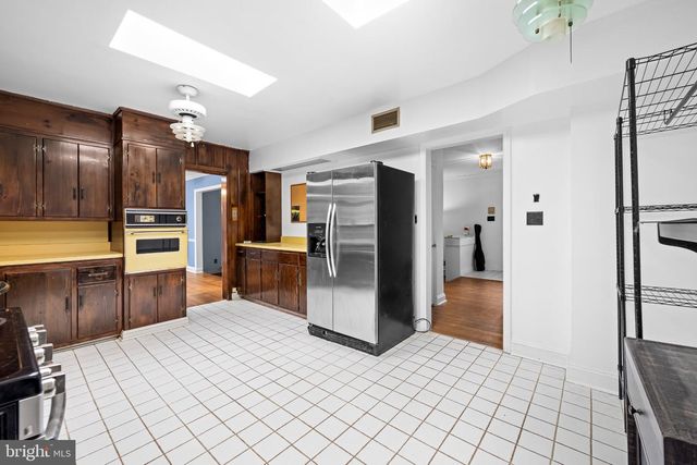 404 E TIMONIUM RD, Lutherville Timonium, MD 21093