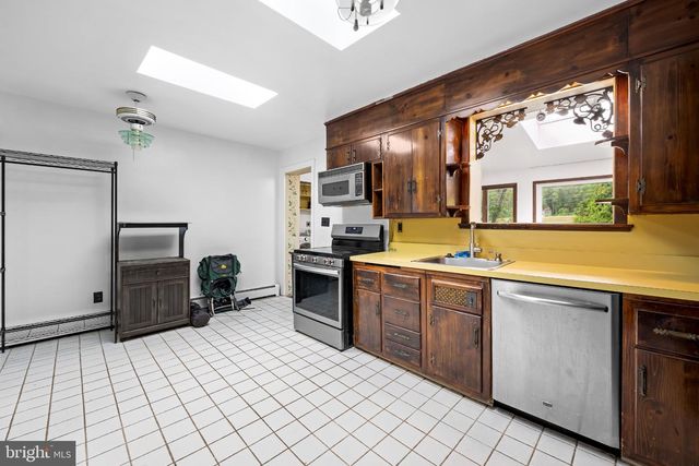 404 E TIMONIUM RD, Lutherville Timonium, MD 21093