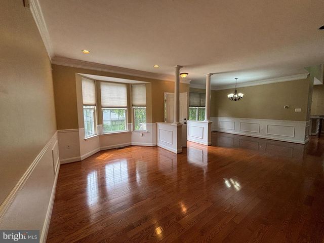 48 WEAVER DR, Marlton, NJ 08053