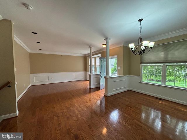48 WEAVER DR, Marlton, NJ 08053