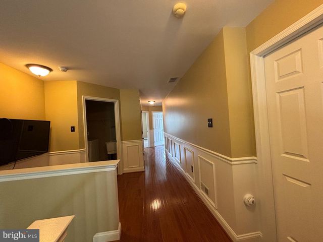 48 WEAVER DR, Marlton, NJ 08053