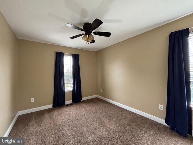 48 WEAVER DR, Marlton, NJ 08053