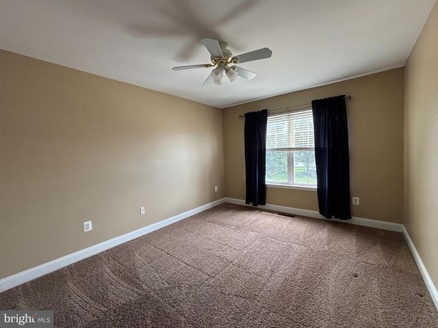 48 WEAVER DR, Marlton, NJ 08053