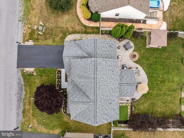 236 SHANNON CT, Inwood, WV 25428