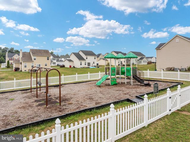 236 SHANNON CT, Inwood, WV 25428
