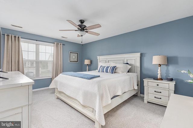 236 SHANNON CT, Inwood, WV 25428