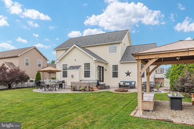 236 SHANNON CT, Inwood, WV 25428