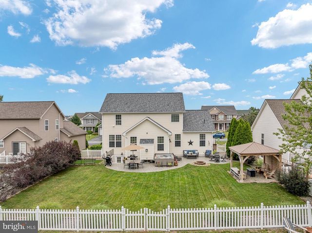 236 SHANNON CT, Inwood, WV 25428