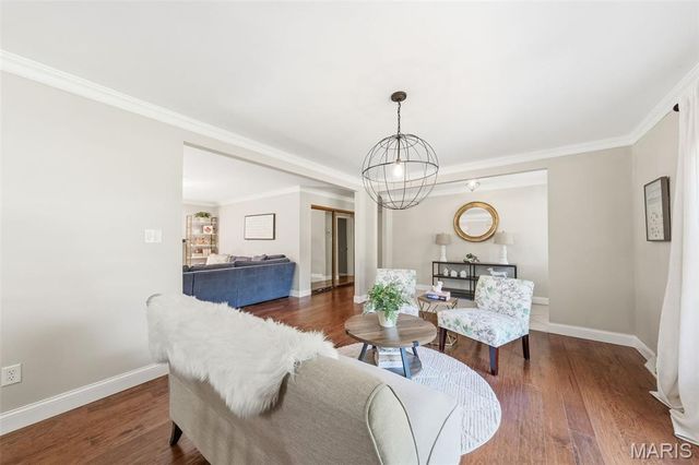 5460 Casa Royale Drive, St Louis, MO 63129