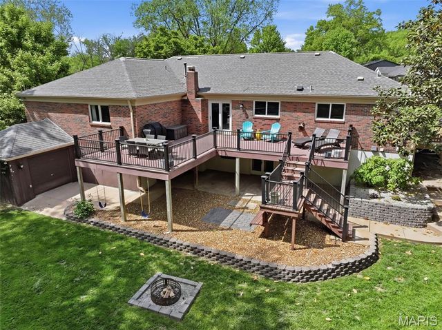 5460 Casa Royale Drive, St Louis, MO 63129