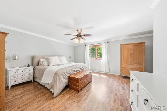 5460 Casa Royale Drive, St Louis, MO 63129