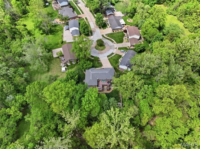 5460 Casa Royale Drive, St Louis, MO 63129