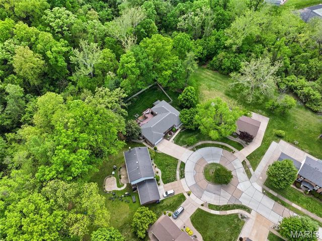 5460 Casa Royale Drive, St Louis, MO 63129