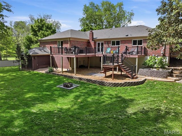5460 Casa Royale Drive, St Louis, MO 63129