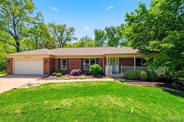 5460 Casa Royale Drive, St Louis, MO 63129