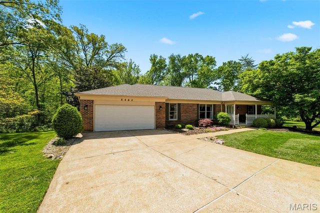 5460 Casa Royale Drive, St Louis, MO 63129